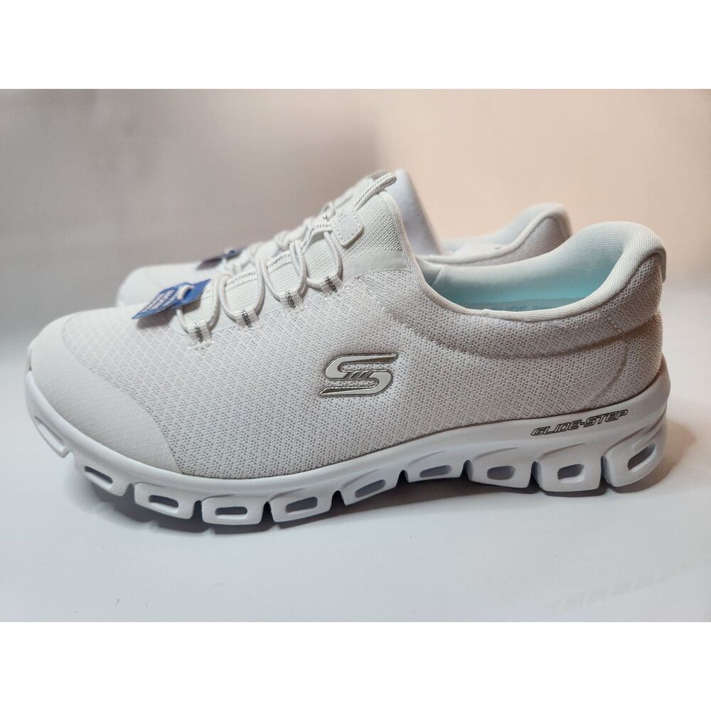 Skechers Glide‑Step Resilience Women’s 9.5 Wide White Silver